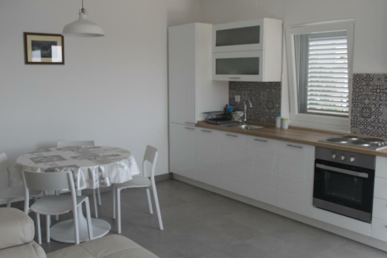 Apartmani "Mali Mago" ตรีบูนย์ ภายนอก รูปภาพ